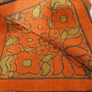 Vintage Callaway floral bath towel orange green flower power 70s